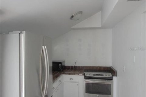 Appartement à louer à Sarasota, Floride: 1 chambre, 77.29 m2 № 2115430 - photo 5