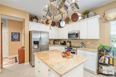 House in Summerfield, Florida 2 bedrooms, 173.73 sq.m. № 1872923 - photo 13