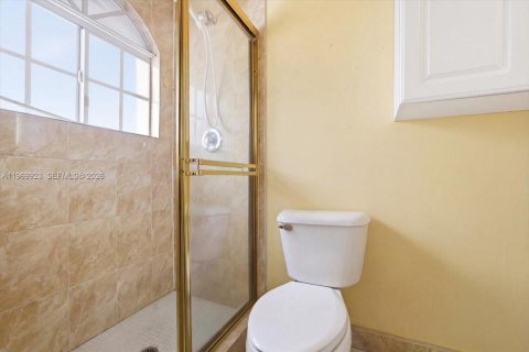 Купить виллу или дом в Майами, Флорида 1 комната, 208.94м2, № 2048819 - фото 19