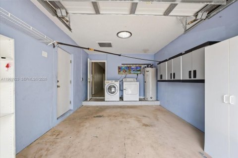 Купить виллу или дом в Майами, Флорида 1 комната, 208.94м2, № 2048819 - фото 21