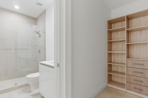 Copropriété à vendre à Miami, Floride: 4 chambres, 188.03 m2 № 2058795 - photo 9