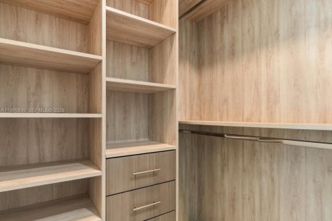 Copropriété à vendre à Miami, Floride: 4 chambres, 188.03 m2 № 2058795 - photo 15