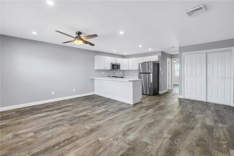 Copropriété à vendre à Tampa, Floride: 1 chambre, 70.61 m2 № 1733669 - photo 10
