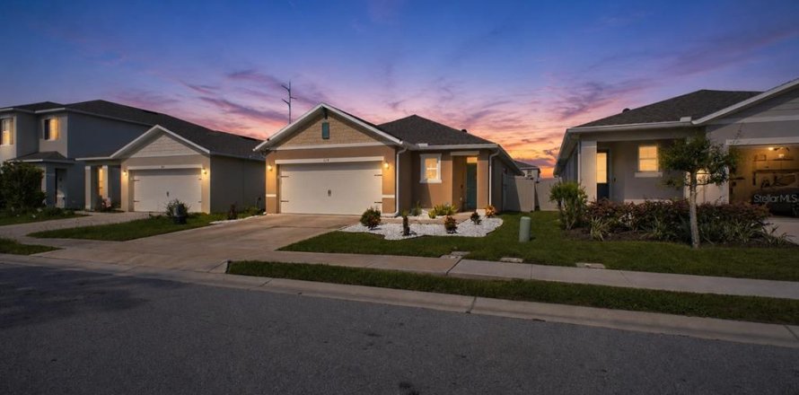 Villa ou maison à Davenport, Floride 3 chambres, 140.84 m2 № 2306550