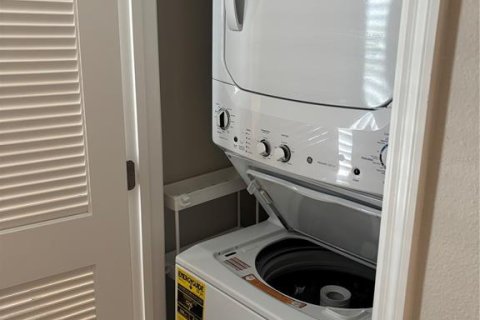 Снять в аренду таунхаус в Брейдентон, Флорида 1 комната, 132.94м2, № 1609277 - фото 14