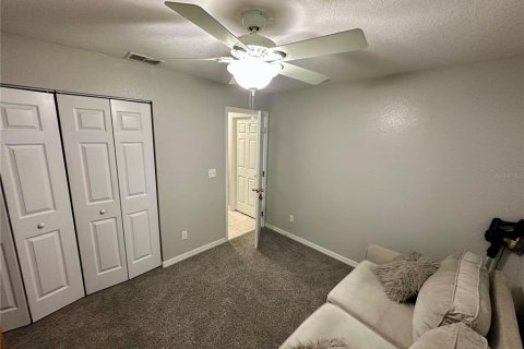 House in Winter Haven, Florida 3 bedrooms, 142.98 sq.m. № 2213147 - photo 14