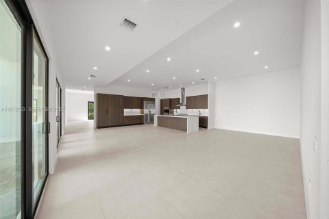 Villa ou maison à louer à Hollywood, Floride: 5 chambres № 2040924 - photo 25