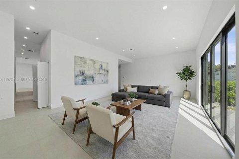 Villa ou maison à louer à Hollywood, Floride: 5 chambres № 2040924 - photo 5