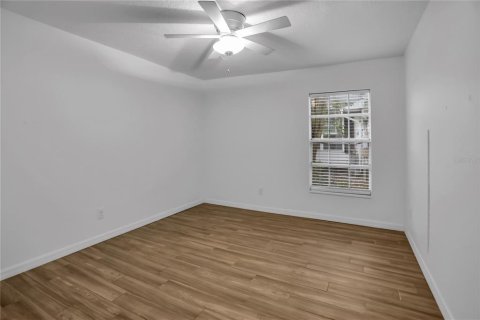Copropriété à vendre à Orlando, Floride: 2 chambres, 90.77 m2 № 2410346 - photo 12