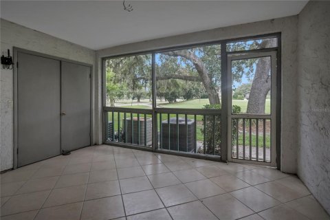 Copropriété à vendre à Orlando, Floride: 2 chambres, 90.77 m2 № 2410346 - photo 19