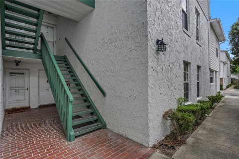 Copropriété à vendre à Orlando, Floride: 2 chambres, 90.77 m2 № 2410346 - photo 23
