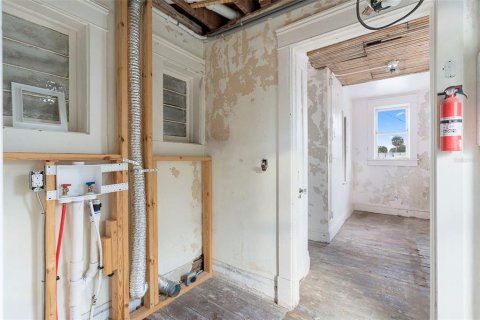 Propiedad comercial en venta en New Smyrna Beach, Florida, 410.81 m2 № 1878055 - foto 30