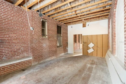 Propiedad comercial en venta en New Smyrna Beach, Florida, 410.81 m2 № 1878055 - foto 7