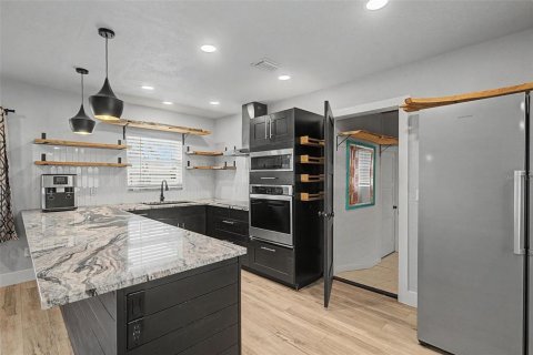 Купить виллу или дом в Клируотер, Флорида 6 комнат, 112.32м2, № 2354939 - фото 4