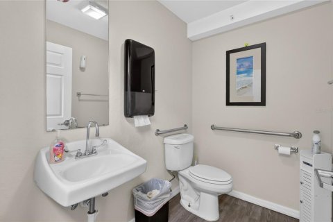 Immobilier commercial à vendre à Auburndale, Floride: 633.78 m2 № 2134064 - photo 17