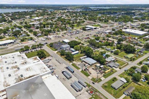 Immobilier commercial à vendre à Auburndale, Floride: 633.78 m2 № 2134064 - photo 8