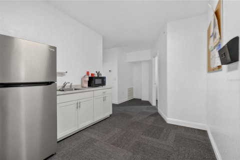 Immobilier commercial à vendre à Auburndale, Floride: 633.78 m2 № 2134064 - photo 26