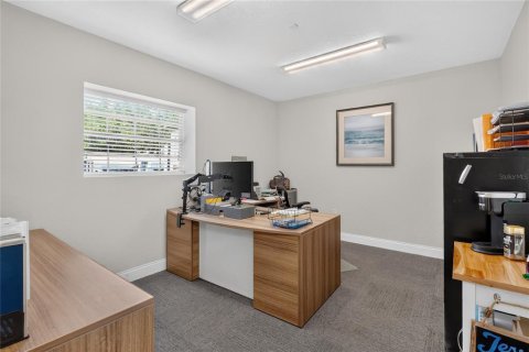 Immobilier commercial à vendre à Auburndale, Floride: 633.78 m2 № 2134064 - photo 21
