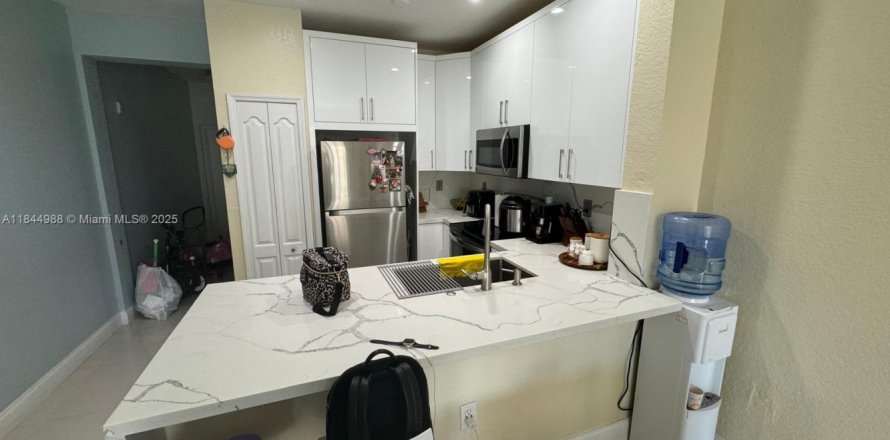 Condo à Hialeah, Floride, 2 chambres № 1840753