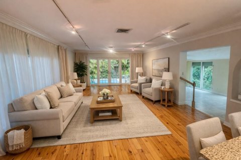 House in Fort Lauderdale, Florida 3 bedrooms, 180.14 sq.m. № 2083581 - photo 3