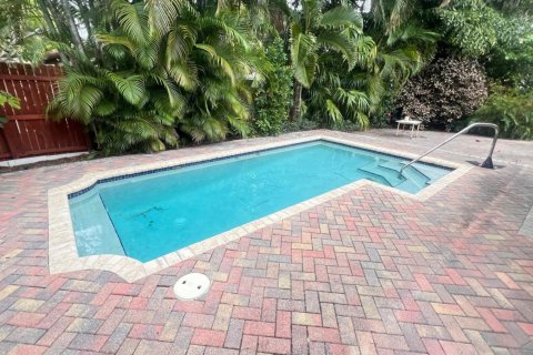 House in Fort Lauderdale, Florida 3 bedrooms, 180.14 sq.m. № 2083581 - photo 18