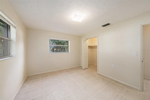 Duplex in Largo, Florida 4 bedrooms, 151.62 sq.m. № 1774027 - photo 16