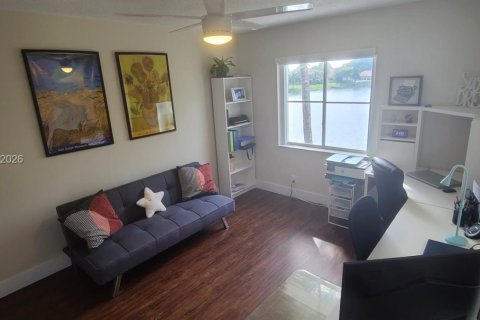Casa en venta en Pembroke Pines, Florida, 3 dormitorios, 157.56 m2 № 2281290 - foto 15