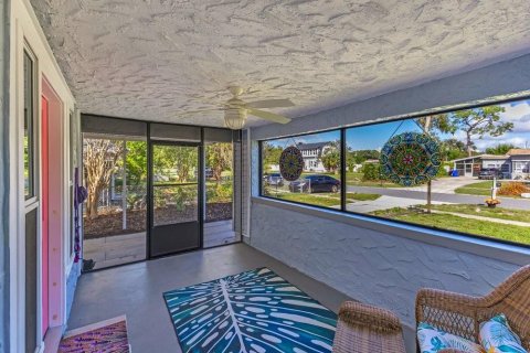 Villa ou maison à vendre à Lakeland, Floride: 2 chambres, 126.16 m2 № 2426033 - photo 4