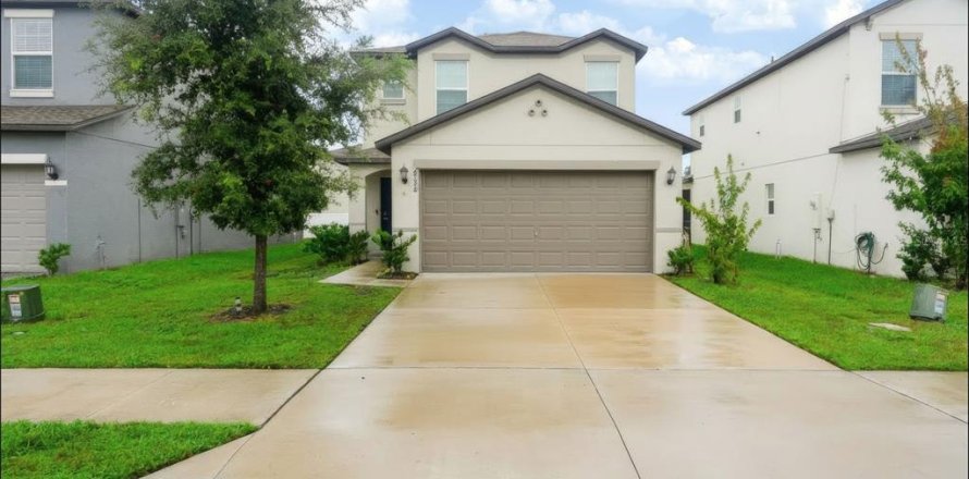 Villa ou maison à Zephyrhills, Floride 4 chambres, 192.59 m2 № 2408954