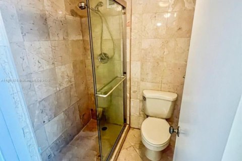 Снять в аренду кондоминиум в Норт-Майами-Бич, Флорида 2 спальни, 103.31м2, № 2013913 - фото 15