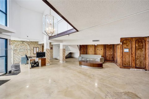 Снять в аренду кондоминиум в Норт-Майами-Бич, Флорида 2 спальни, 103.31м2, № 2013913 - фото 19