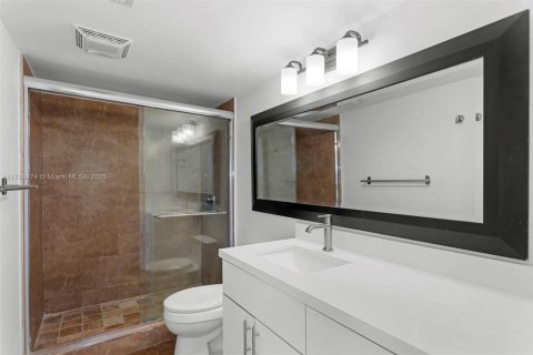 Condo in Aventura, Florida, 2 bedrooms  № 1863038 - photo 21