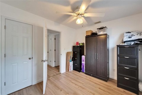 Casa en venta en Tampa, Florida, 3 dormitorios, 160.16 m2 № 1732316 - foto 19