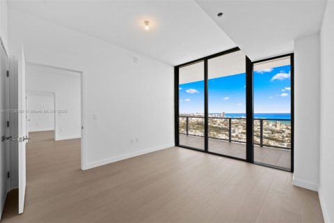 Condo in Miami Beach, Florida, 2 bedrooms  № 1480367 - photo 5