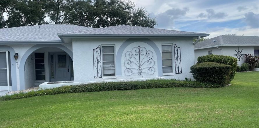 Casa en Port Richey, Florida 2 dormitorios, 159.42 m2 № 1887028