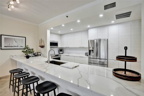 Condominio en Aventura, Florida, 3 dormitorios  № 2089238