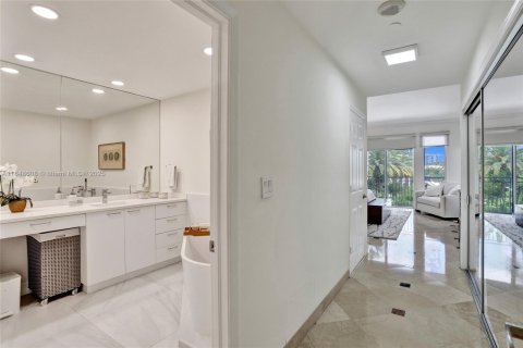Condominio en venta en Aventura, Florida, 3 dormitorios, 180.69 m2 № 2089238 - foto 20