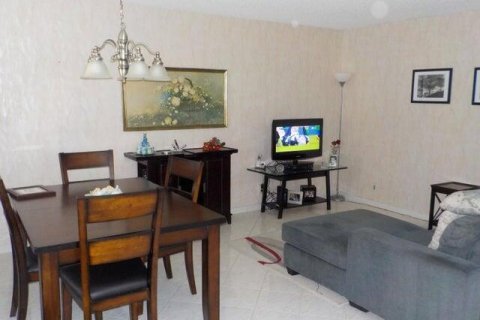 Copropriété à vendre à Delray Beach, Floride: 2 chambres, 98.29 m2 № 2246565 - photo 9