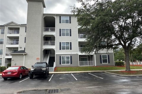 Apartamento en alquiler en Kissimmee, Florida, 3 dormitorios, 117.89 m2 № 1687699 - foto 2