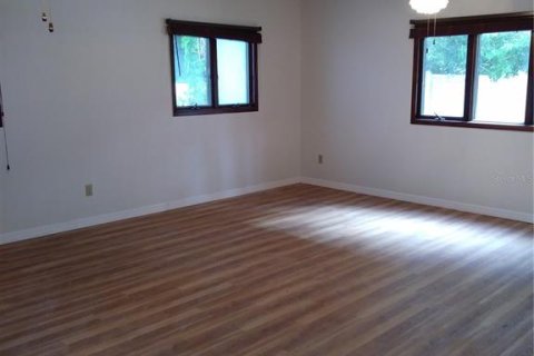 House in Holiday, Florida 3 bedrooms, 180.97 sq.m. № 2267247 - photo 13