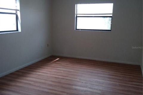 House in Holiday, Florida 3 bedrooms, 180.97 sq.m. № 2267247 - photo 19