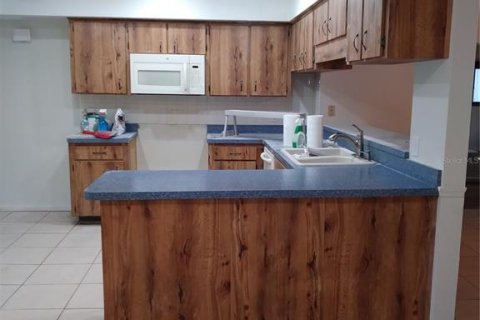 House in Holiday, Florida 3 bedrooms, 180.97 sq.m. № 2267247 - photo 7