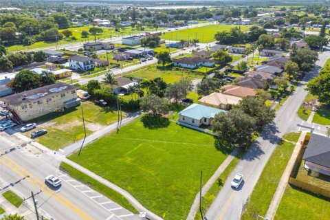 Land in Homestead, Florida № 2430234 - photo 8