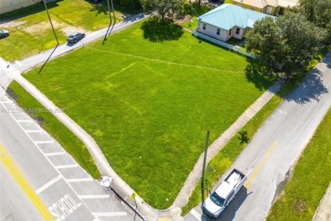 Land in Homestead, Florida № 2430234 - photo 16