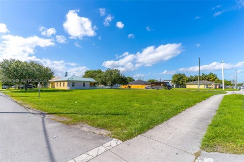 Land in Homestead, Florida № 2430234 - photo 18