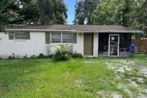 Commercial property in Lutz, Florida 75.44 sq.m. № 2306286 - photo 3