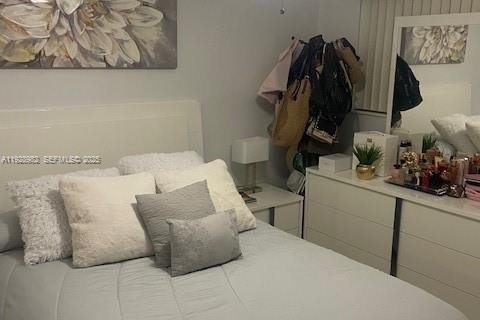 Commercial property in Miami, Florida 164.72 sq.m. № 1987370 - photo 6