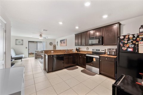 Casa en venta en Lakeland, Florida, 3 dormitorios, 140.75 m2 № 2102150 - foto 11