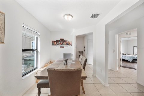 Casa en venta en Lakeland, Florida, 3 dormitorios, 140.75 m2 № 2102150 - foto 9