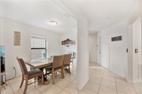 Casa en venta en Lakeland, Florida, 3 dormitorios, 140.75 m2 № 2102150 - foto 8